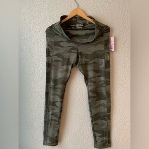 Wild Fable Camo Leggings